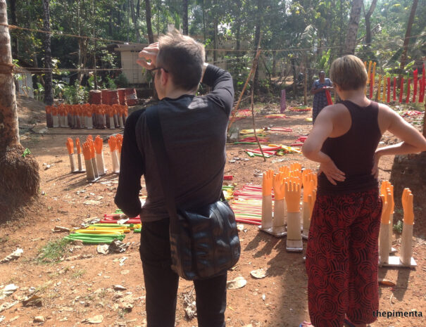 beautifulcoploursatarubberbandmakingplace